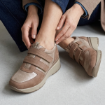 Zapatilla Keady Serena - con doble abrojo, buen ajuste