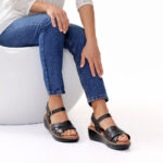 Sandalia Keady Cuero Confortable Plantilla Acolchada - Imagen 7